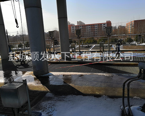 北京水下安装